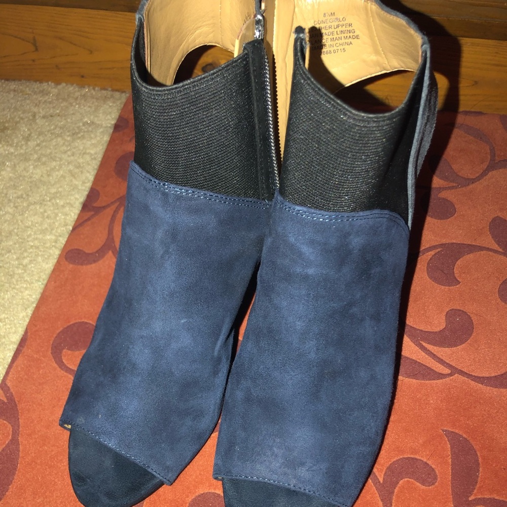 Nine West Suede peep toe ankle booties